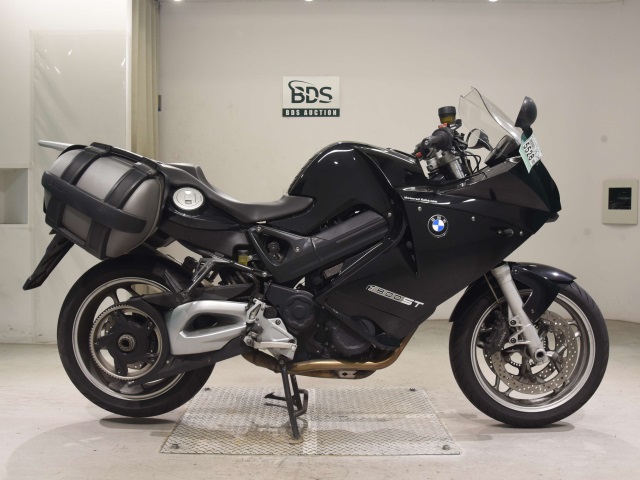 BMW F800ST 2011
