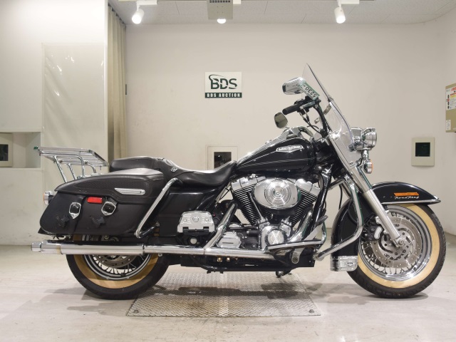 HD ROAD KING FLHRCI1450 2005
