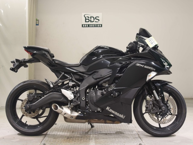 Kawasaki NINJA ZX-25R 2021