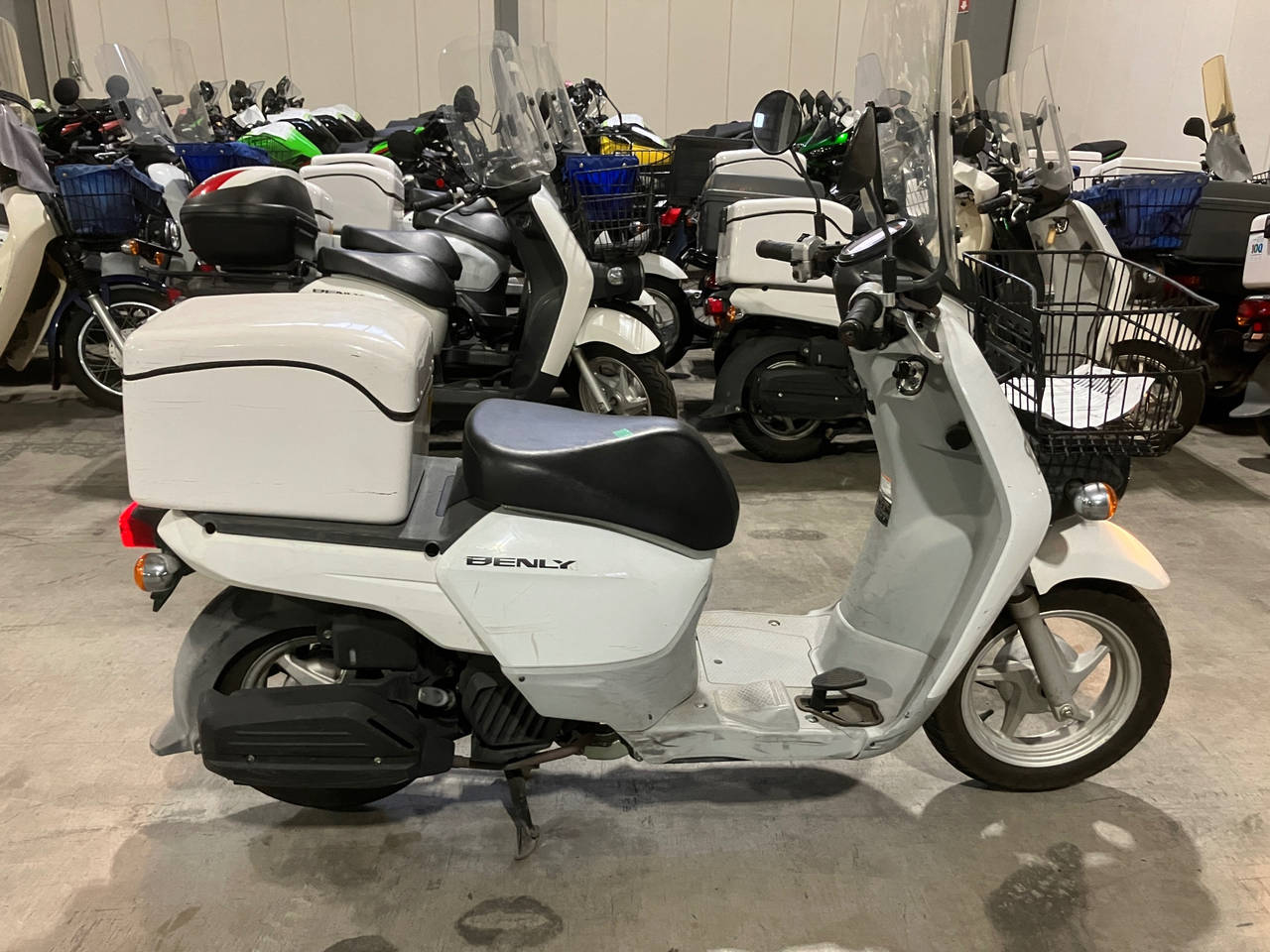 Honda BENLY PRO 2016