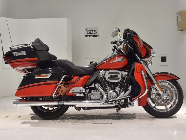 HD ELECTRA GLIDE FLHTKSE1800 2016
