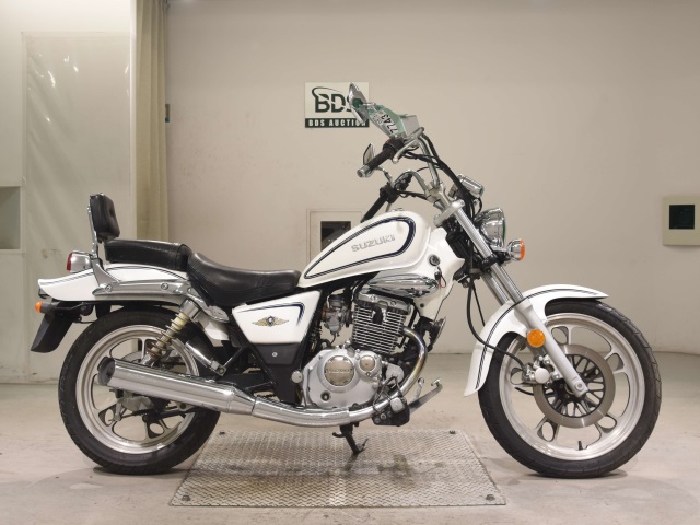 Suzuki gz125 hs 2010