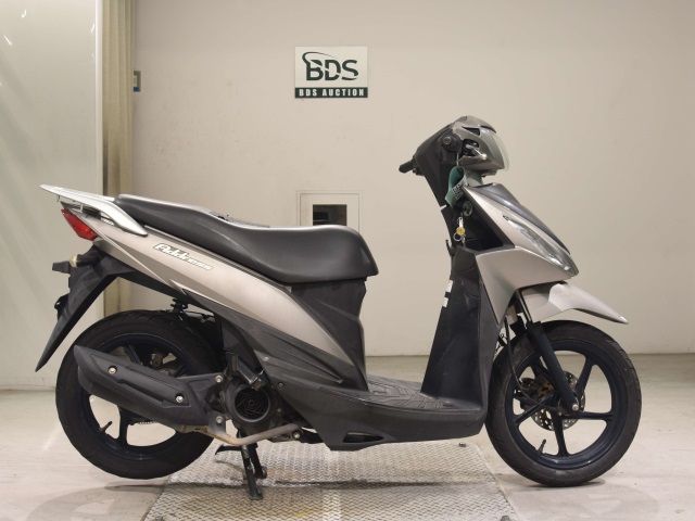 Suzuki ADDRESS V110