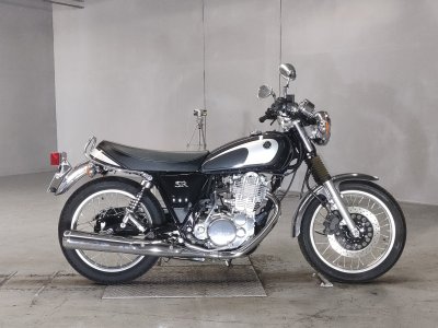 Yamaha SR400 2021