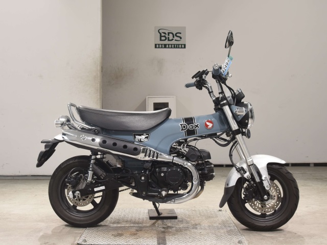 Honda DAX125 2022