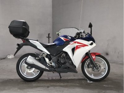 Honda CBR250R 2011