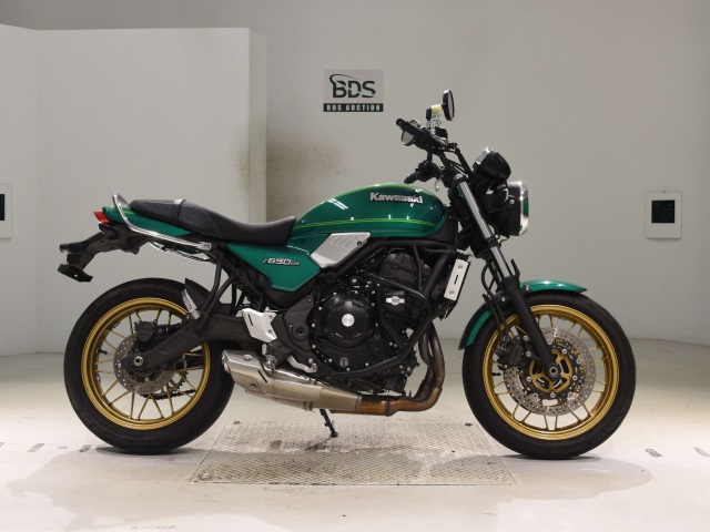Kawasaki Z650RS 2023