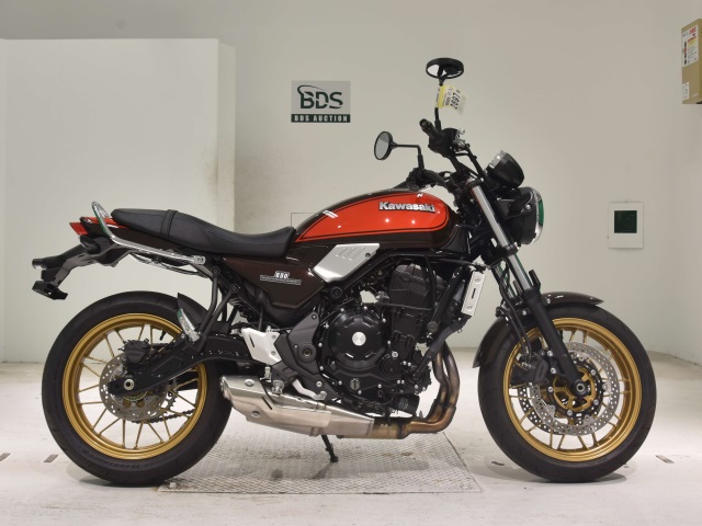 Kawasaki Z650RS 2022