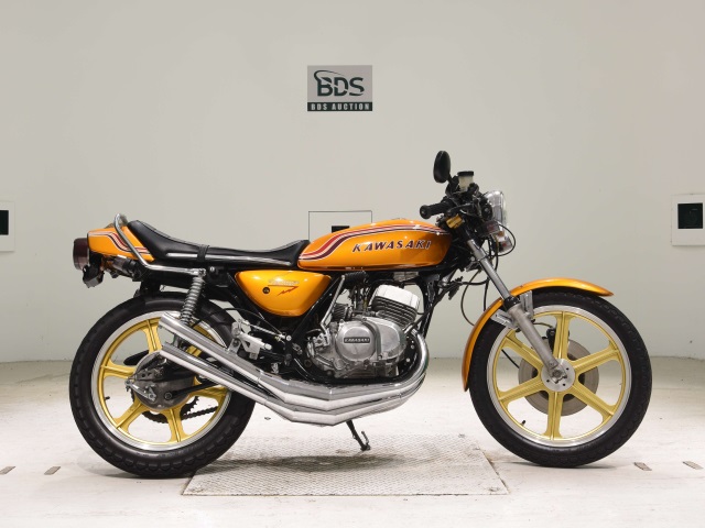 Kawasaki 250SS