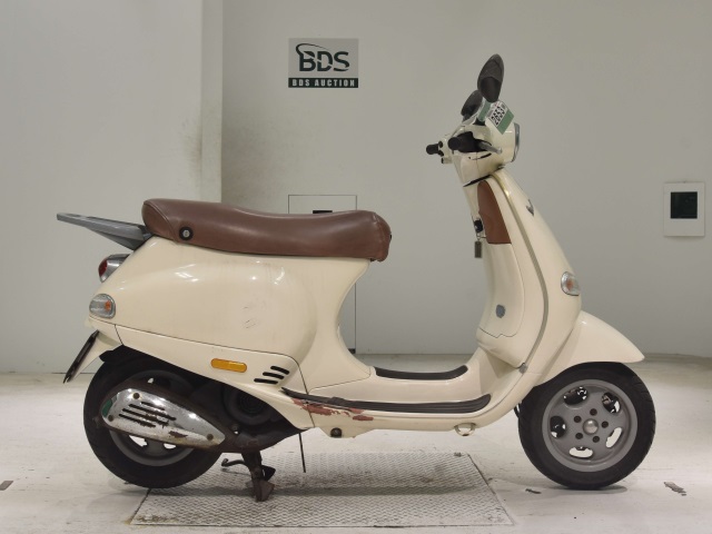 Vespa 125ET4