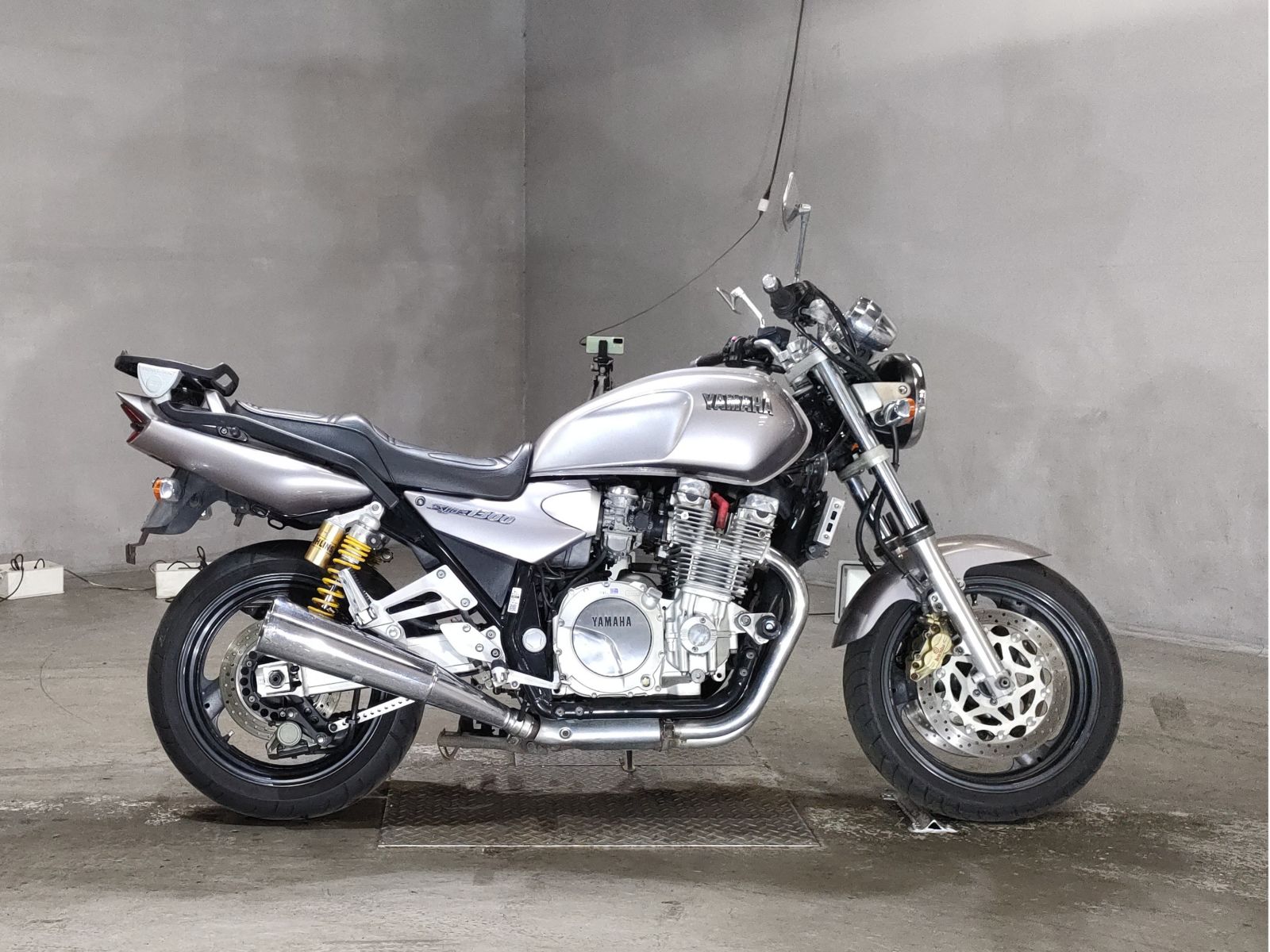 Yamaha XJR1300 1998