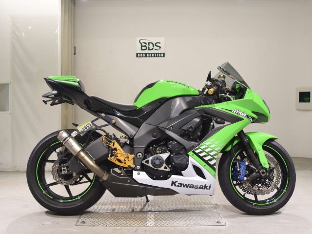 Kawasaki NINJA ZX-10R 2010