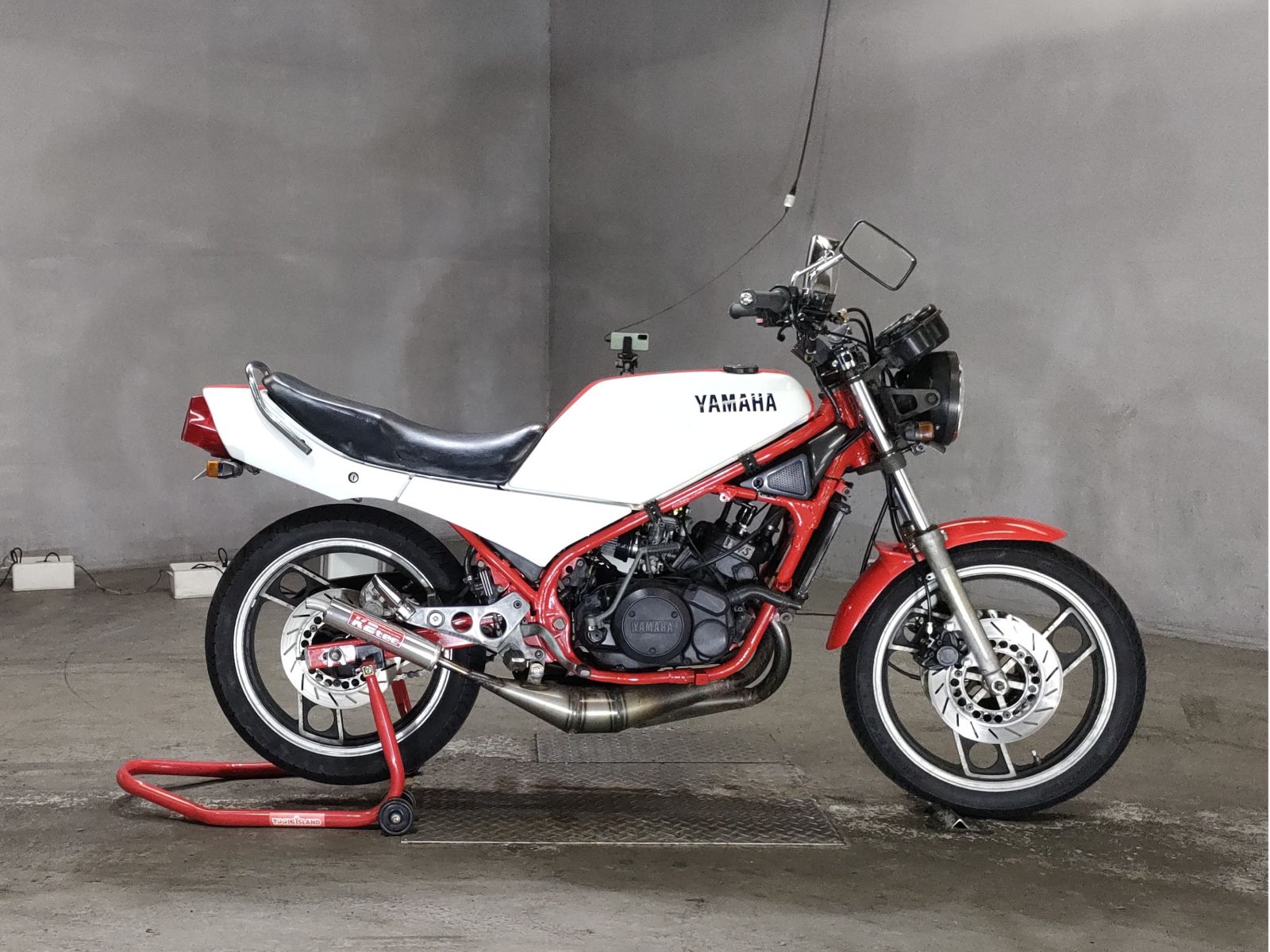 Yamaha RZ250RR 1984