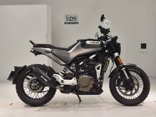 Husqvarna SVARTPILEN 401 2022