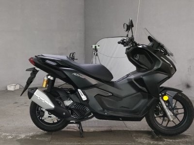 Honda ADV 160 2023