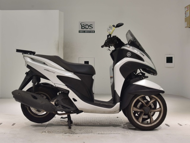 Yamaha TRICITY MW125 2015