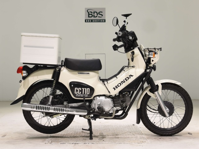 Honda CC110 CROSSCUB 2021
