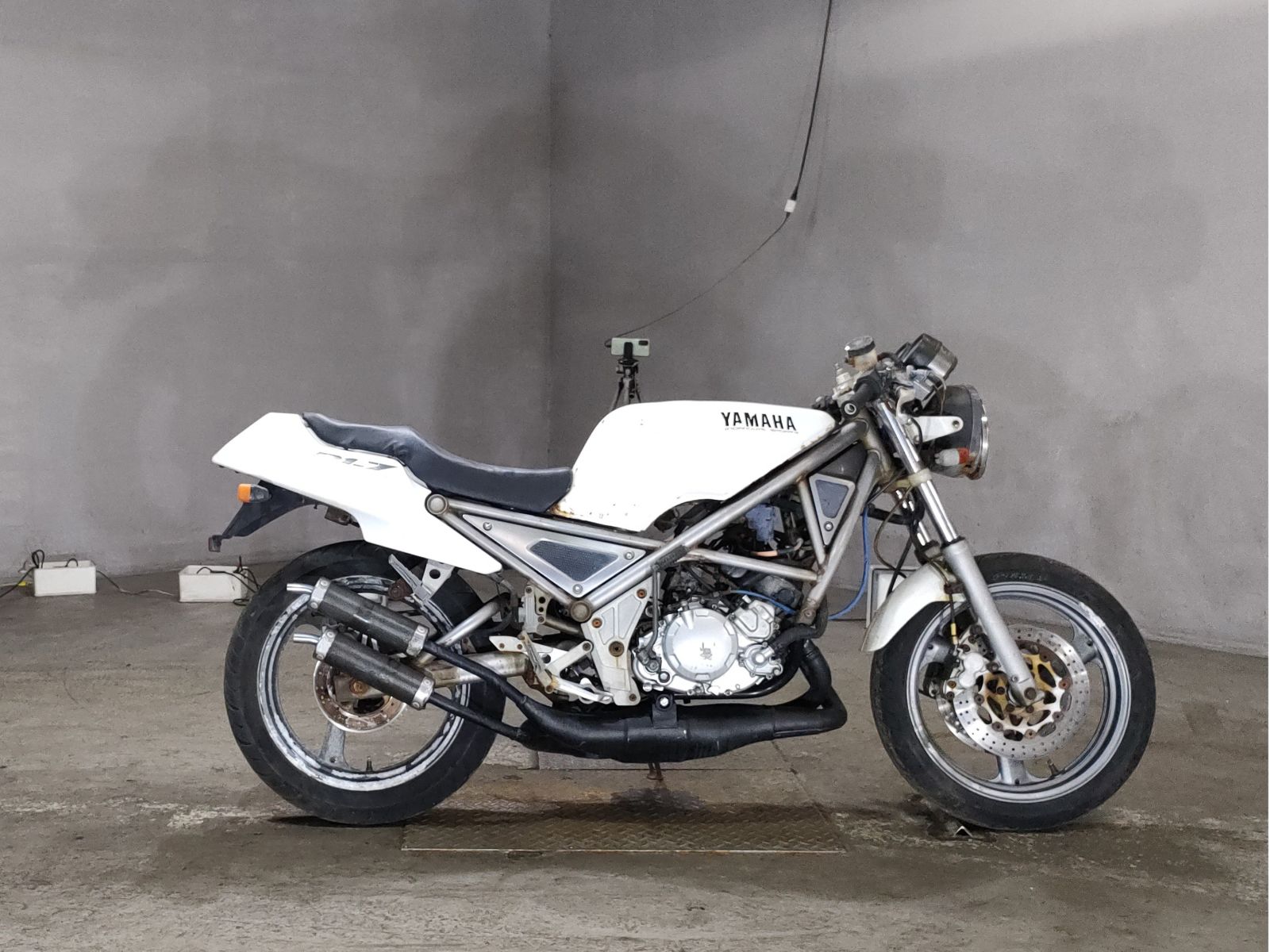 Yamaha R1-Z 1990
