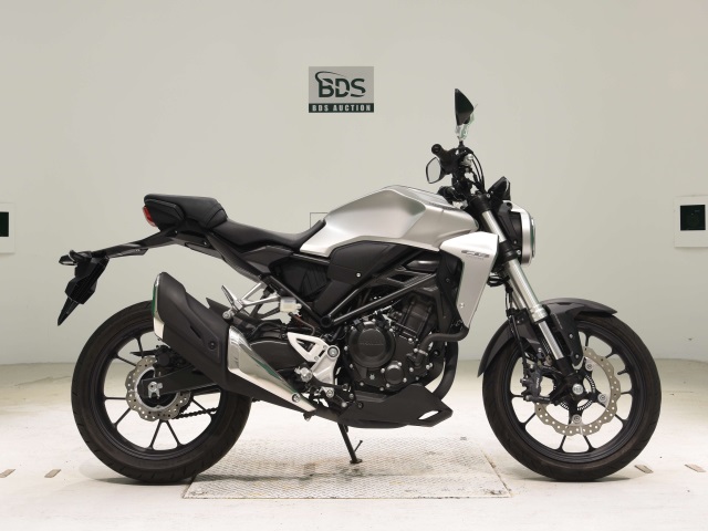 Honda CB250RA 2018