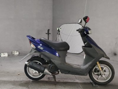 Suzuki SEPIA ZZ
