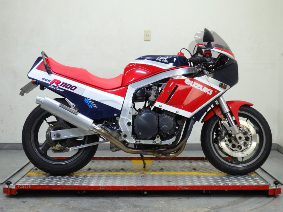 Suzuki GSX-R1100 1986