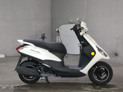 Yamaha AXIS Z 2021