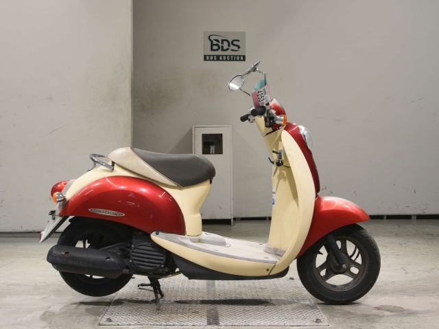 Honda SCOOPY50 2008