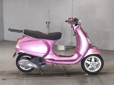 Vespa LX150IE 2012