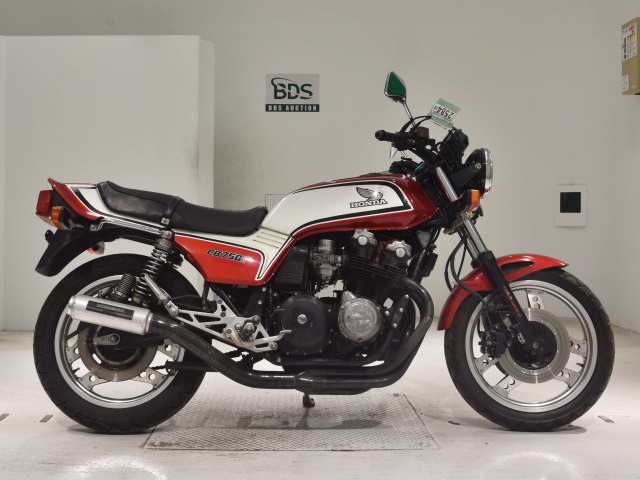 Honda CB750SF 1982