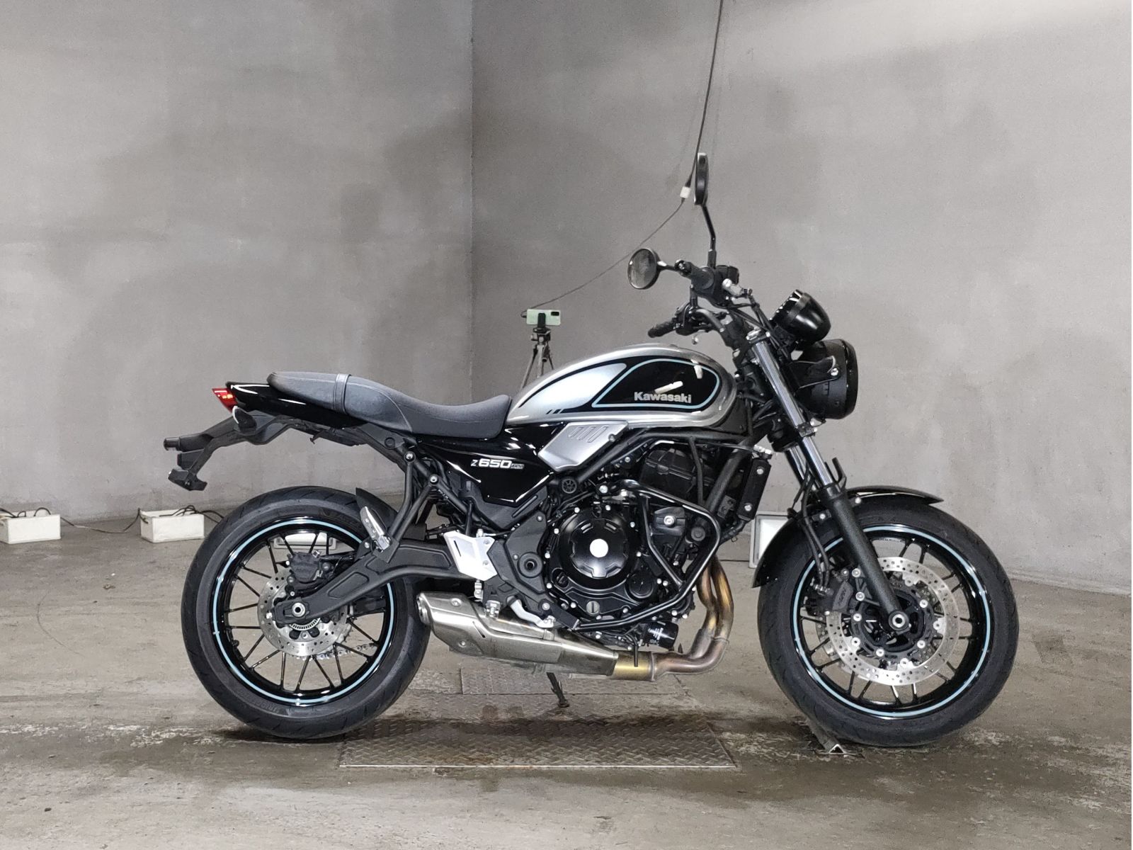 Kawasaki Z650RS 2023