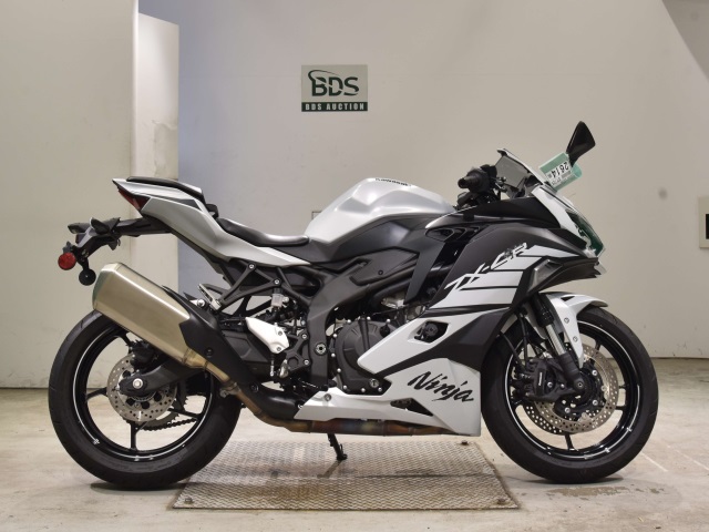 Kawasaki ZX-4R SE 2024