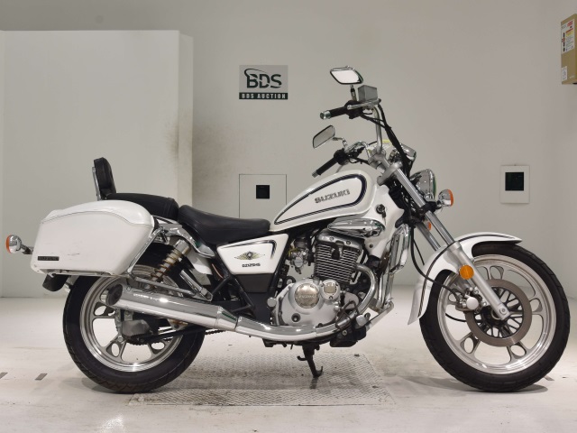 Suzuki GZ125HS 2010