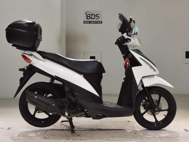 Suzuki ADDRESS V110