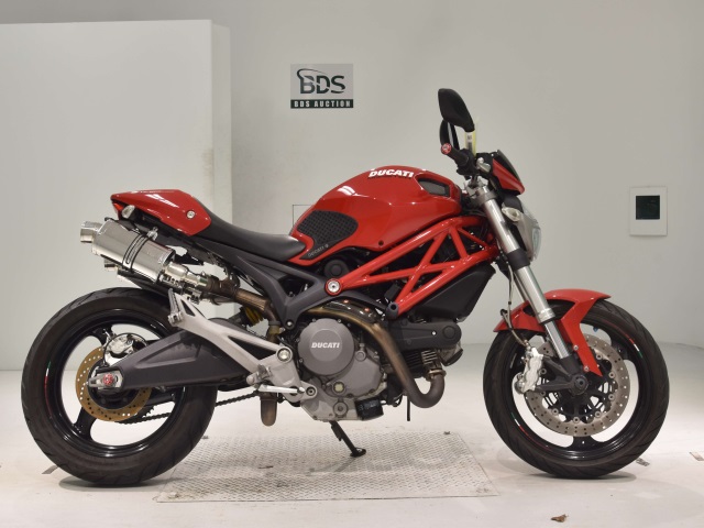 Ducati MONSTER 696 2012