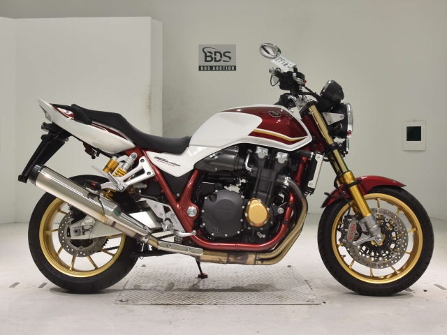 Honda CB1300SF 2023