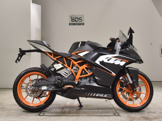 KTM RC 125 2015