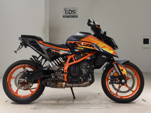 KTM 390 DUKE 2024