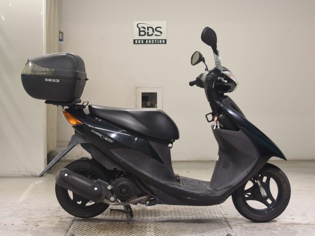 Suzuki ADDRESS V50