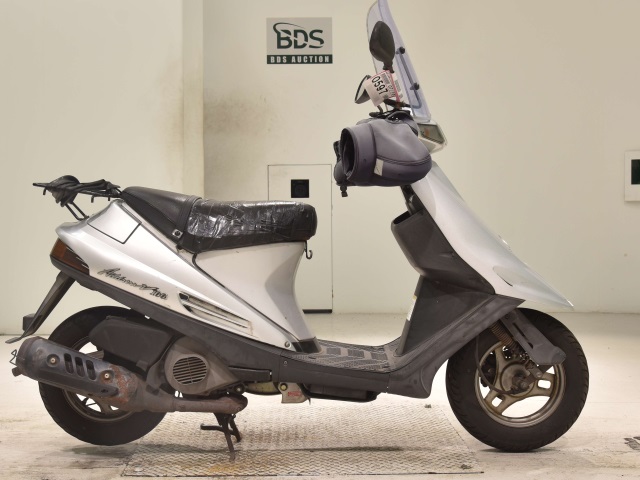 Suzuki ADDRESS V100