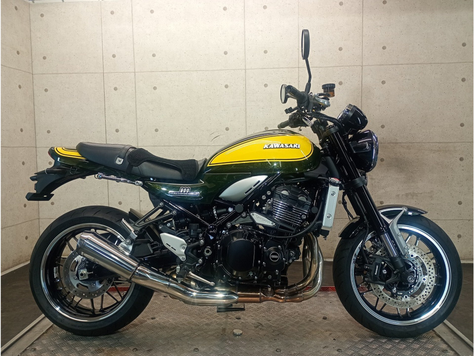 Kawasaki Z900RS 2024