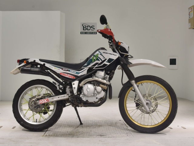 Yamaha SEROW XT250 2012
