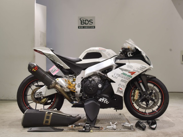 Aprilia RSV4R 2012