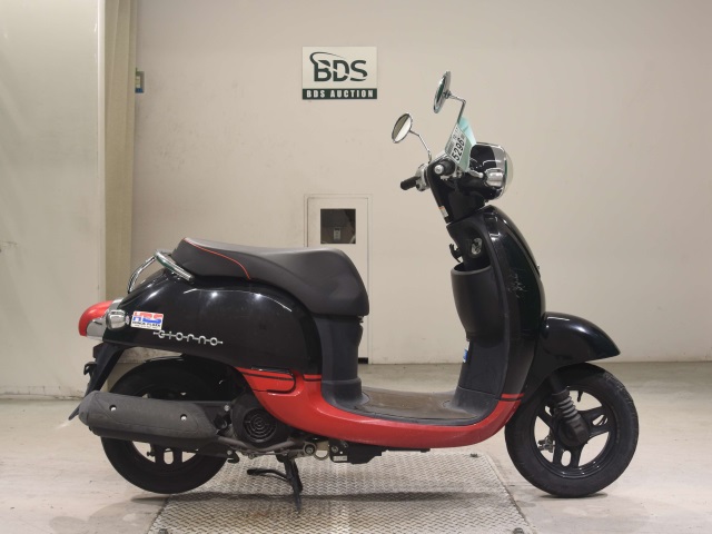 Honda GIORNO 2012