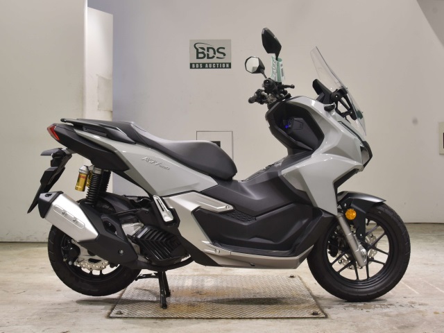 Honda ADV 160 2025