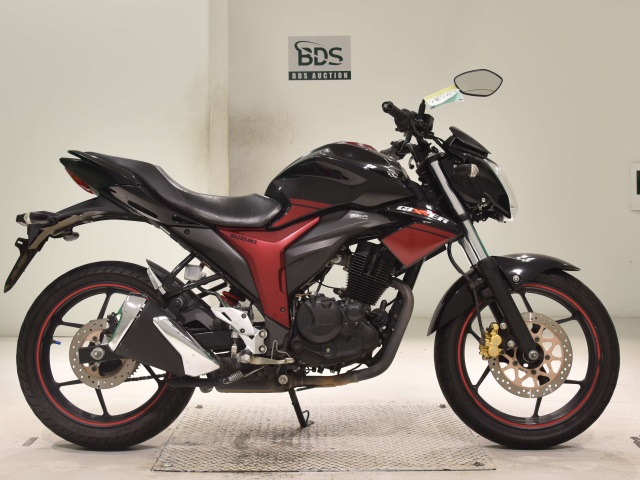 Suzuki GIXXER150