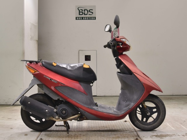 Suzuki ADDRESS V50