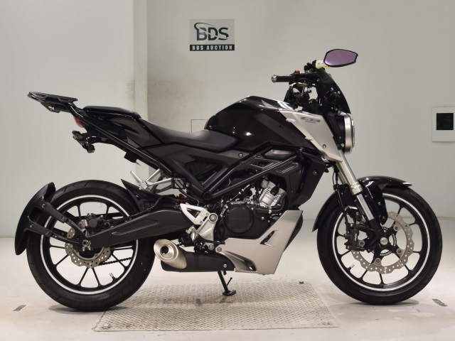 Honda CB125R 2018
