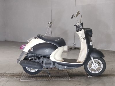 Yamaha VINO50 2012