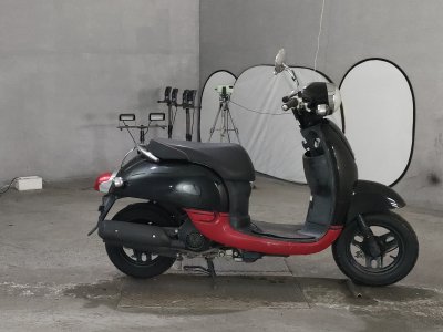 Honda GIORNO 2012