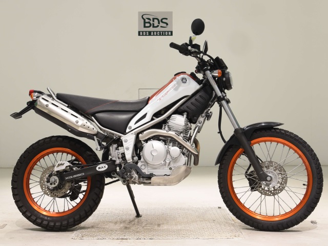 Yamaha TRICKER 2017